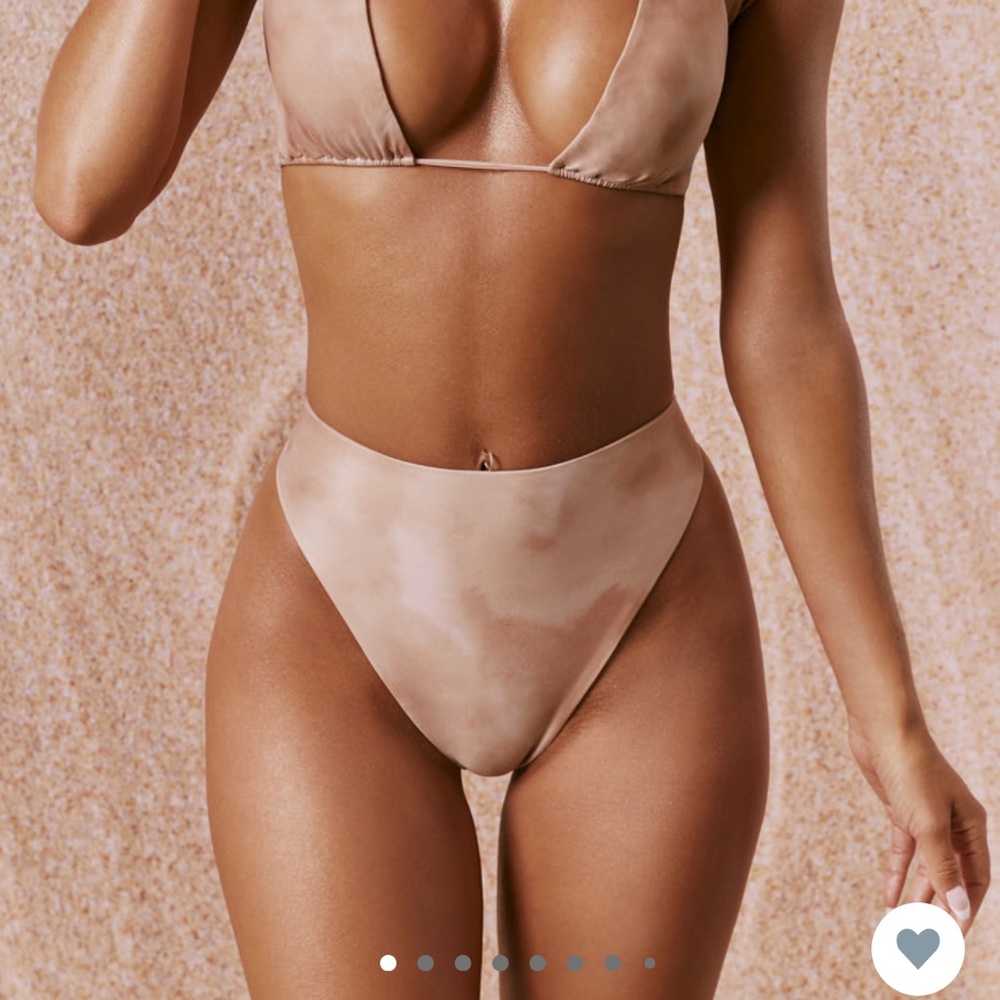 Neena swim / bathing suit bottoms only ! Xs